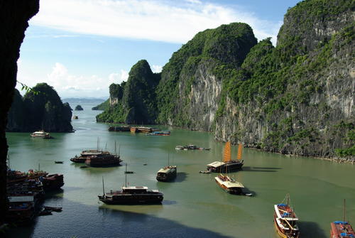 Baie d’Ha Long dans le top 10 côtes les plus impressionnantes de la planète